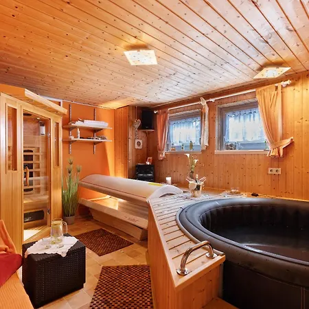 Am Tobelbach * Oberlenningen